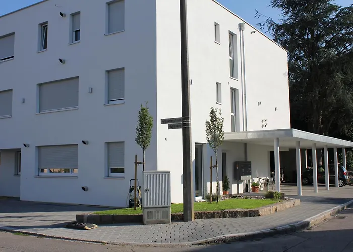 Go2Bed Hotel&Restaurant Weil am Rhein / Basel